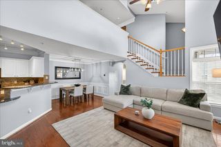 502 SUNSET VIEW TER SE #303, Leesburg, VA 20175
