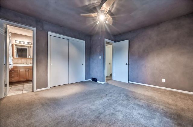 808 N Apache Drive, Independence, MO 64056