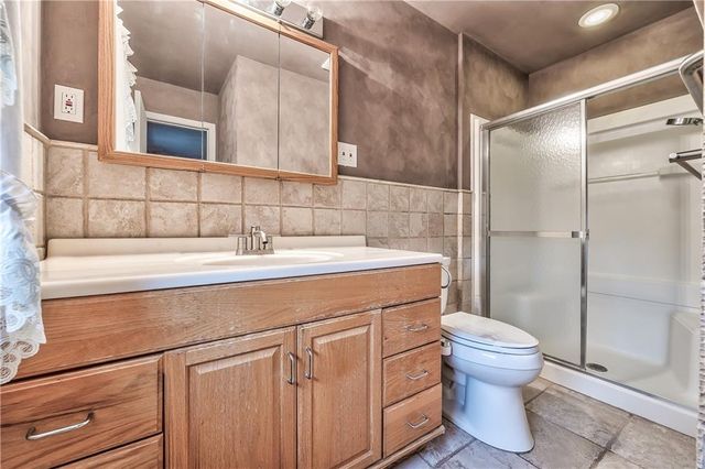 808 N Apache Drive, Independence, MO 64056