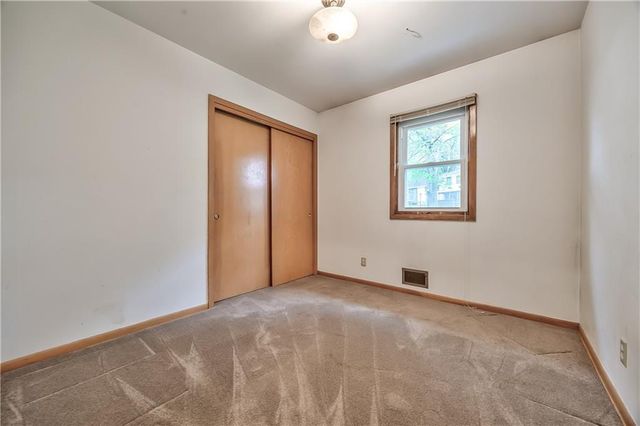 808 N Apache Drive, Independence, MO 64056