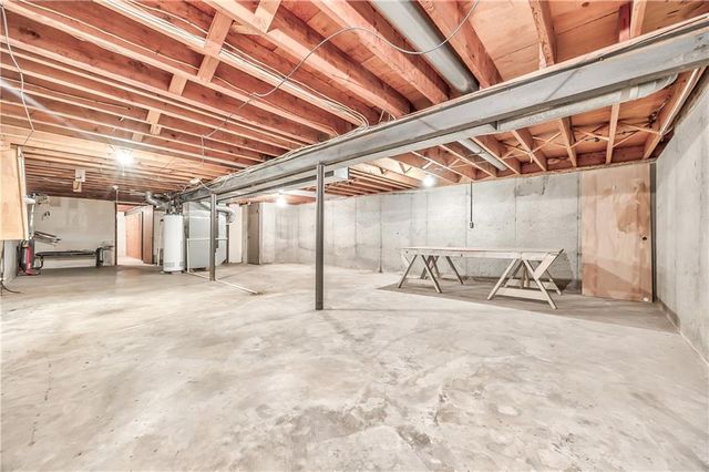 808 N Apache Drive, Independence, MO 64056