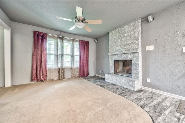 808 N Apache Drive, Independence, MO 64056