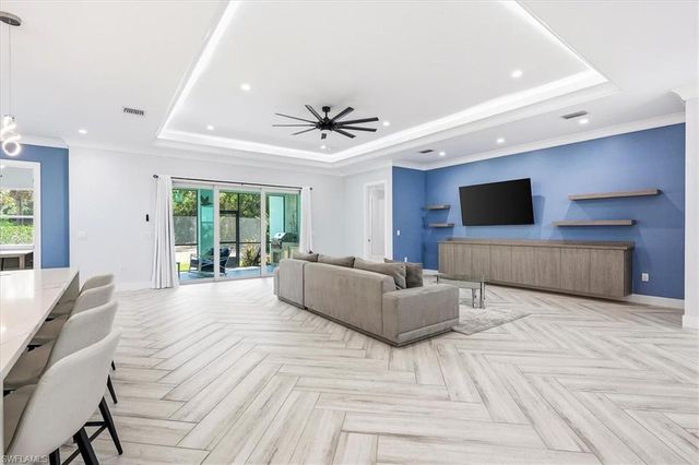1170 17th ST SW, Naples, FL 34117