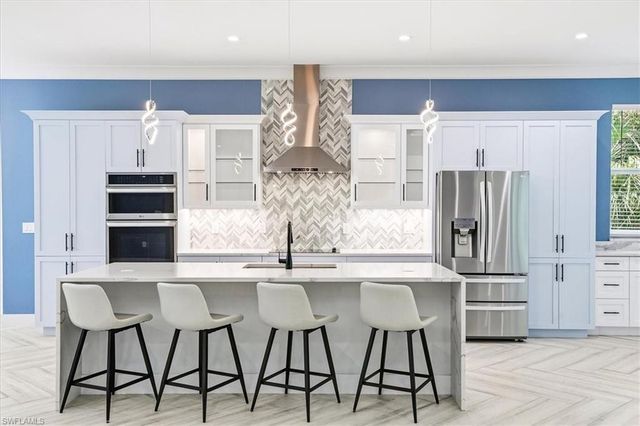 1170 17th ST SW, Naples, FL 34117