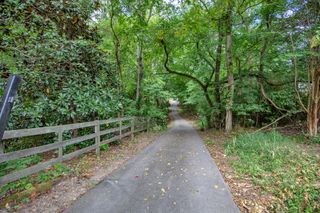 7498 Swift Rd, Greenbrier, TN 37073