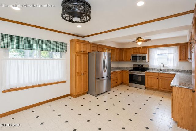 1961 Colony Drive, Toledo, OH 43614