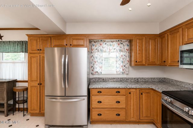 1961 Colony Drive, Toledo, OH 43614