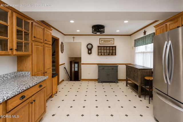 1961 Colony Drive, Toledo, OH 43614