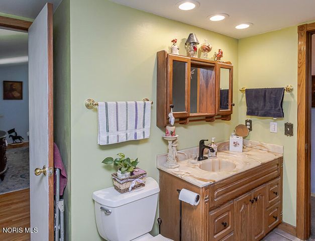 1961 Colony Drive, Toledo, OH 43614