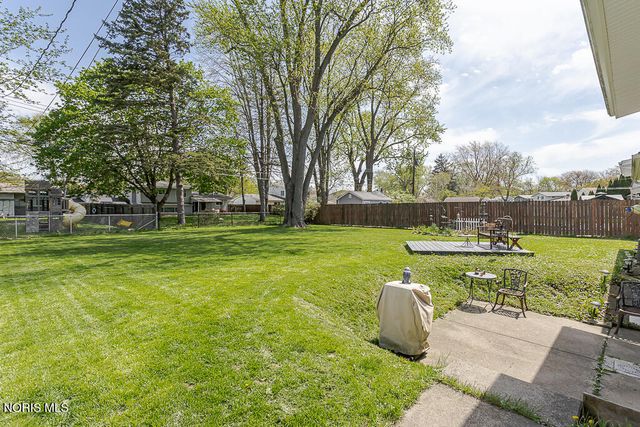 1961 Colony Drive, Toledo, OH 43614