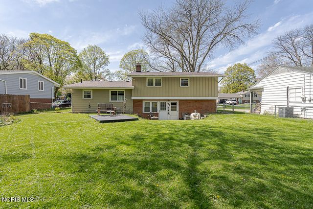 1961 Colony Drive, Toledo, OH 43614