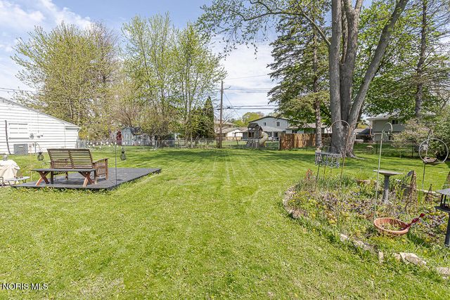 1961 Colony Drive, Toledo, OH 43614