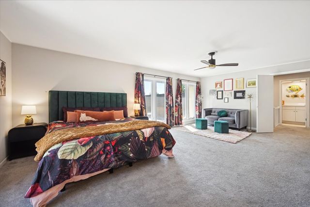 1955 Tanglewood Drive H, Glenview, IL 60025