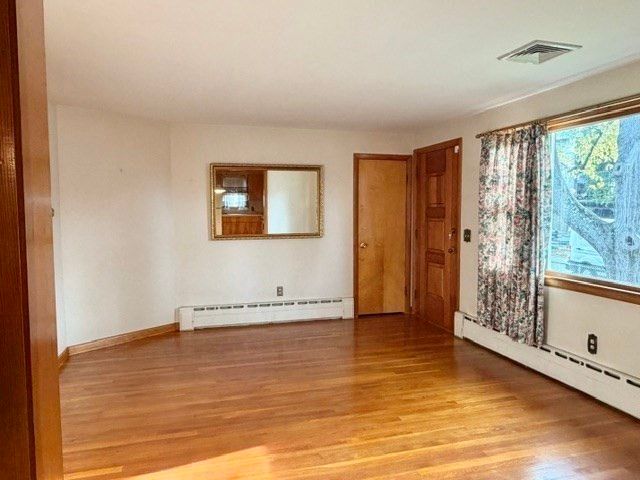 112 Fisher St, Lowell, MA 01850