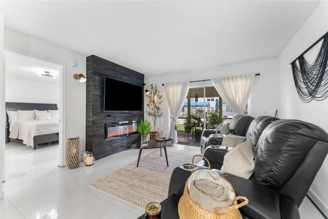 7500 NW 30th Place 123, Sunrise, FL 33313