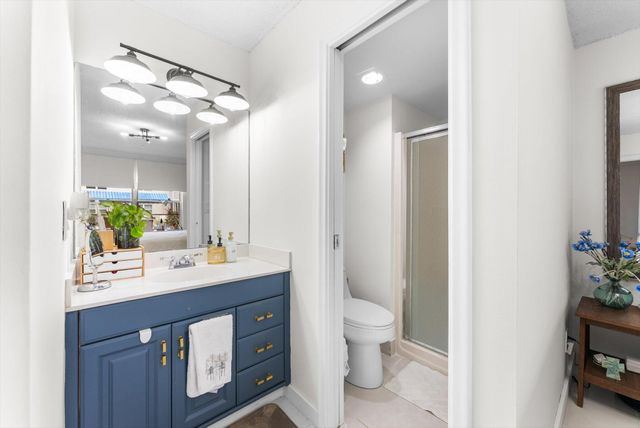 7500 NW 30th Place 123, Sunrise, FL 33313