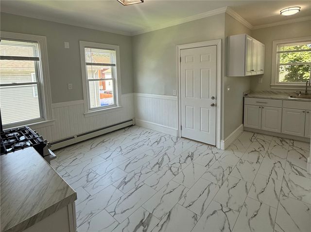 104 Oakland Avenue 2, Providence, RI 02908