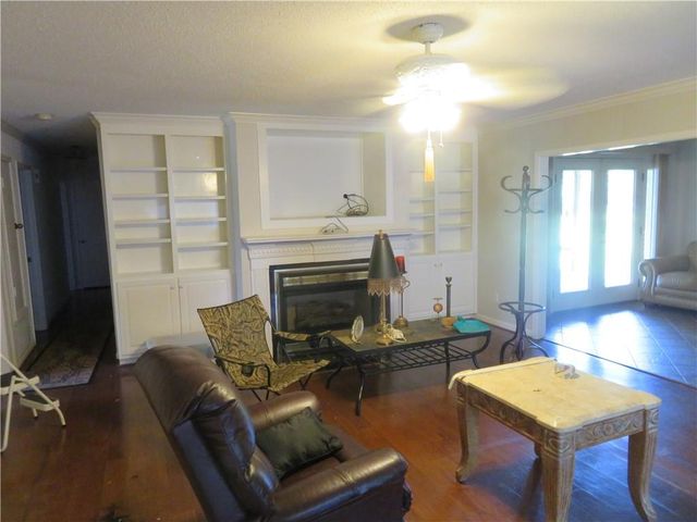 4441 Nicholl Drive, Mobile, AL 36619
