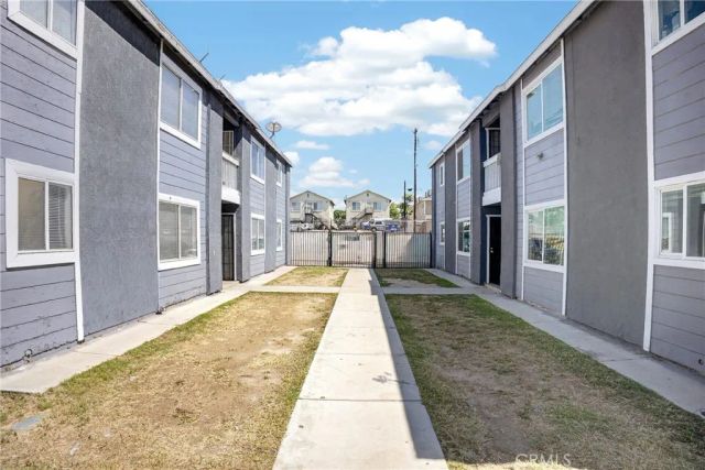 1304 Flower, Bakersfield, CA 93305