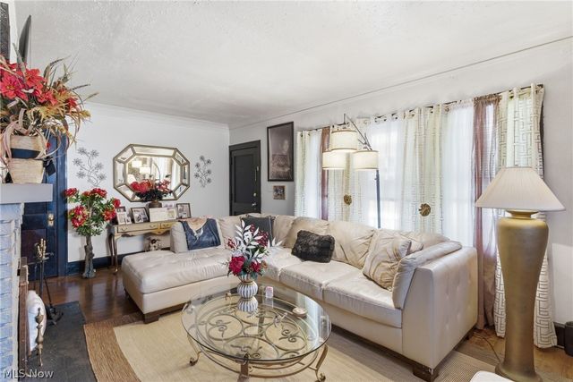 3333 Desota Avenue, Cleveland Heights, OH 44118