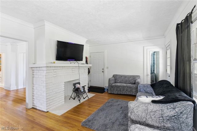 3333 Desota Avenue, Cleveland Heights, OH 44118