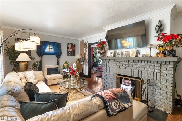 3333 Desota Avenue, Cleveland Heights, OH 44118