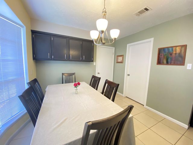 1414 Howell Avenue, La Marque, TX 77568