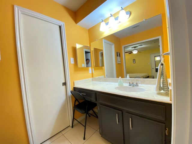 1414 Howell Avenue, La Marque, TX 77568