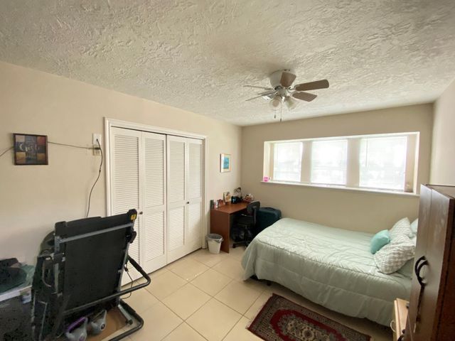 1414 Howell Avenue, La Marque, TX 77568