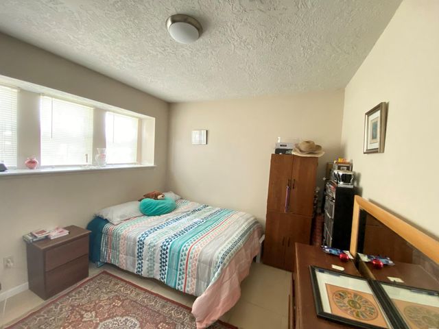 1414 Howell Avenue, La Marque, TX 77568