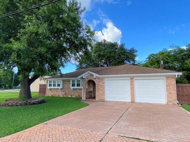 1414 Howell Avenue, La Marque, TX 77568