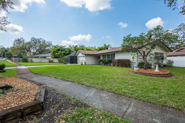 1830 OAK FOREST DRIVE S, Clearwater, FL 33759