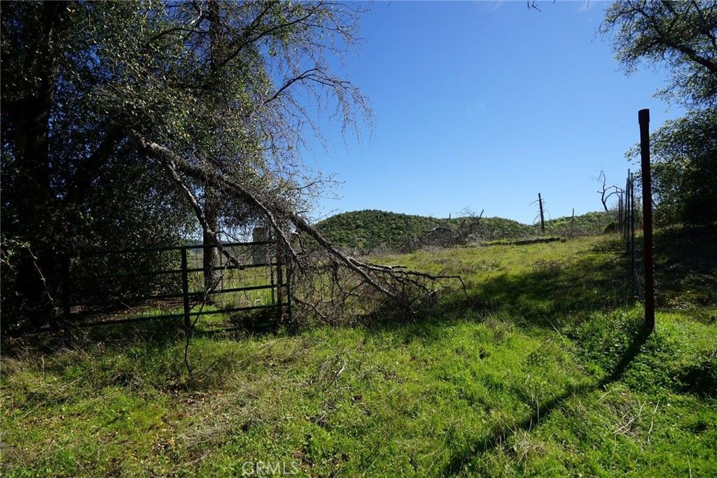 Image 26 of property listing at 8211 Maranatha Lane, Mokelumne Hill, CA 95245