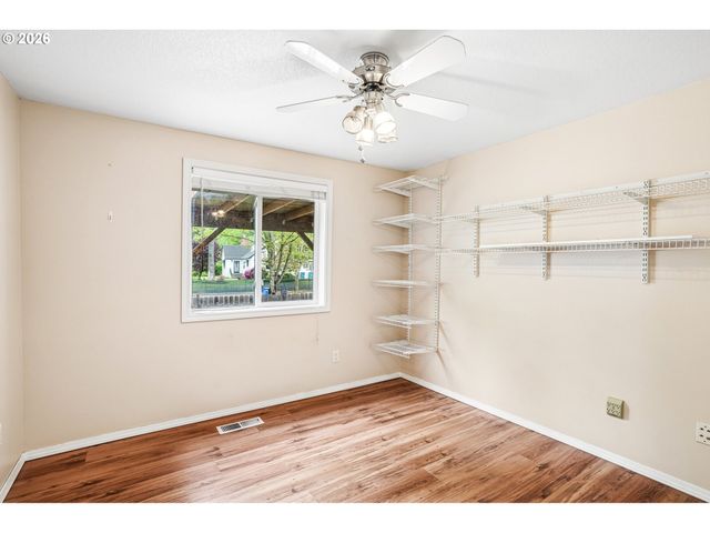 308 Se 9TH St, Battle Ground, WA 98604