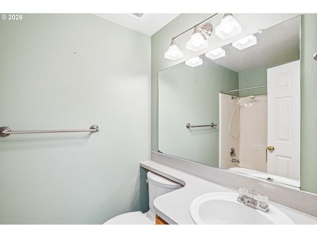 308 Se 9TH St, Battle Ground, WA 98604