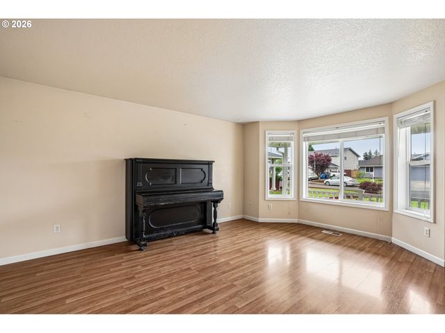 308 Se 9TH St, Battle Ground, WA 98604