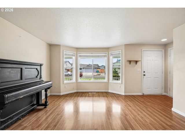 308 Se 9TH St, Battle Ground, WA 98604