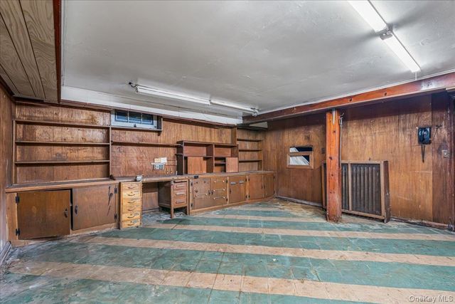 80-59 208th Street, Hollis Hills, NY 11427