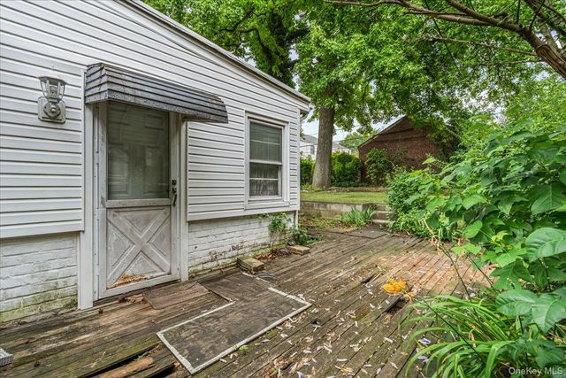 80-59 208th Street, Hollis Hills, NY 11427