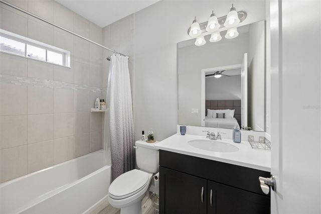 1316 ESTANCIA WOODS LOOP, Windermere, FL 34786