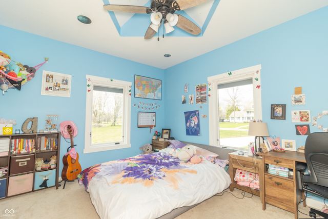 1715 E Twin Oak Boulevard, Greenfield, IN 46140