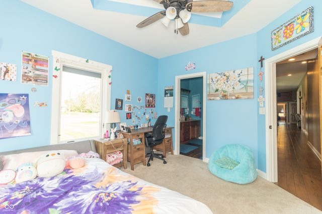 1715 E Twin Oak Boulevard, Greenfield, IN 46140