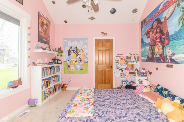 1715 E Twin Oak Boulevard, Greenfield, IN 46140