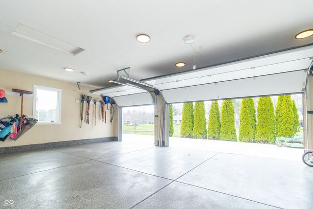 1715 E Twin Oak Boulevard, Greenfield, IN 46140