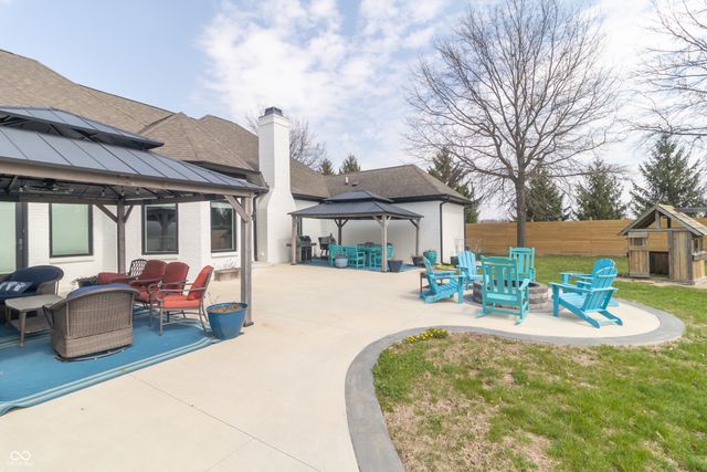 1715 E Twin Oak Boulevard, Greenfield, IN 46140