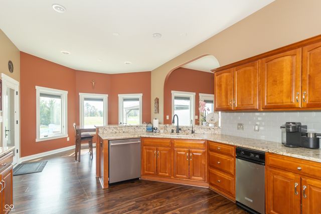 1715 E Twin Oak Boulevard, Greenfield, IN 46140