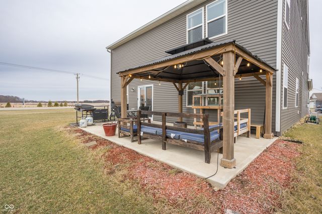 6962 Gem Creek Lane, Whitestown, IN 46075