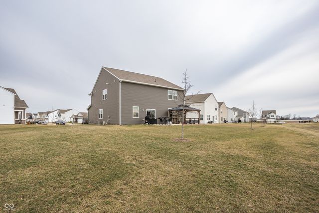 6962 Gem Creek Lane, Whitestown, IN 46075