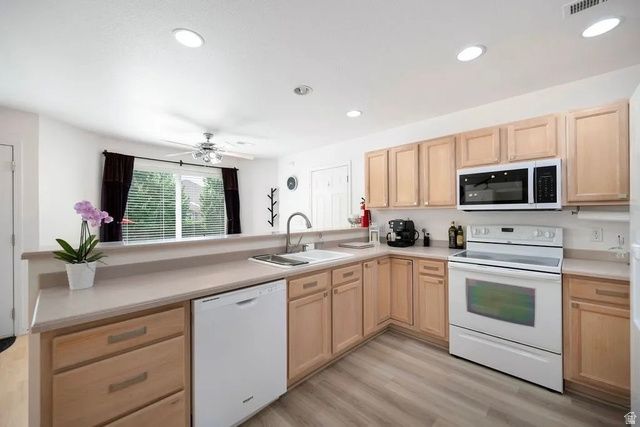942 S COYOTE CV, Lehi, UT 84043