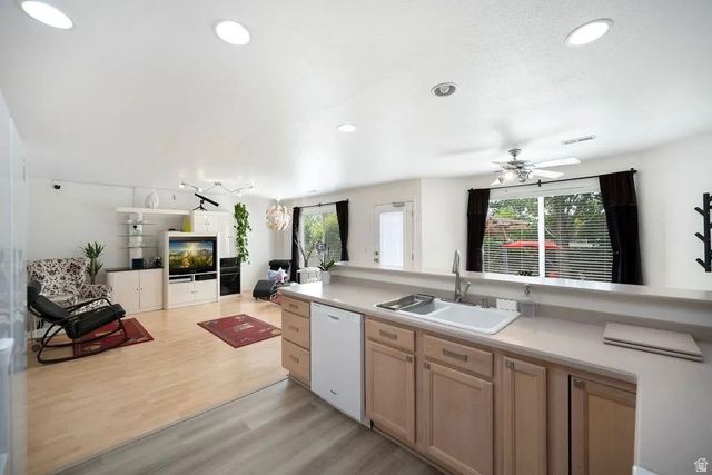 942 S COYOTE CV, Lehi, UT 84043